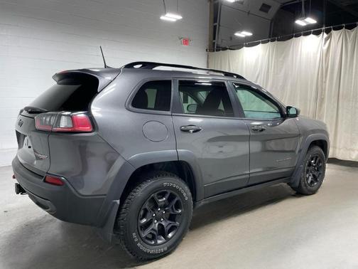 Granite Crystal Clearcoat Metallic 2022 Jeep Cherokee Trailhawk