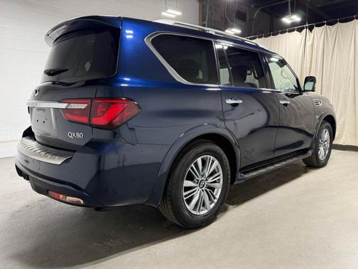 2018 INFINITI QX80 Base