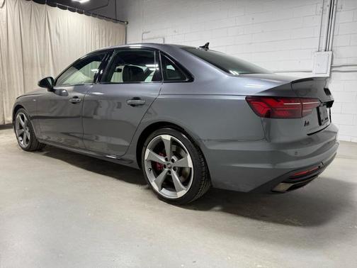 Daytona Gray Pearl Effect 2023 Audi A4 45 S line Premium Plus