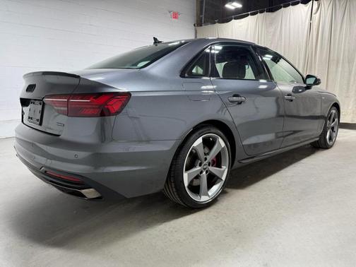 Daytona Gray Pearl Effect 2023 Audi A4 45 S line Premium Plus