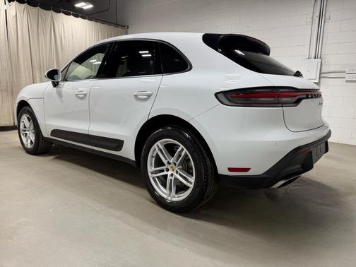 2025 Porsche Macan PACKAGE PLUS MSRP 73 315 NEW!
