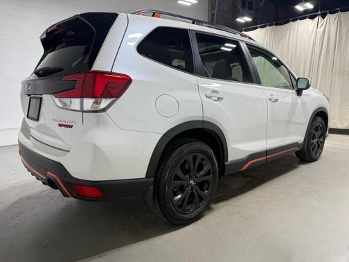 Crystal White Pearl 2024 Subaru Forester Sport