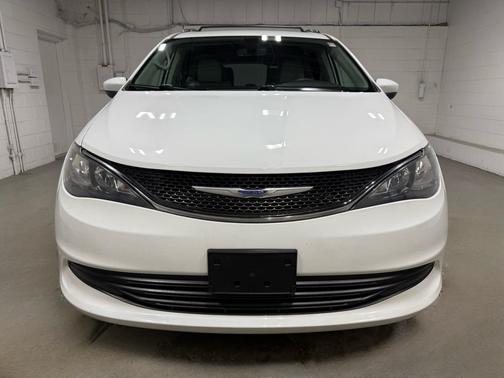 2020 Chrysler Voyager LXI