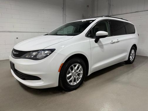 2020 Chrysler Voyager LXI