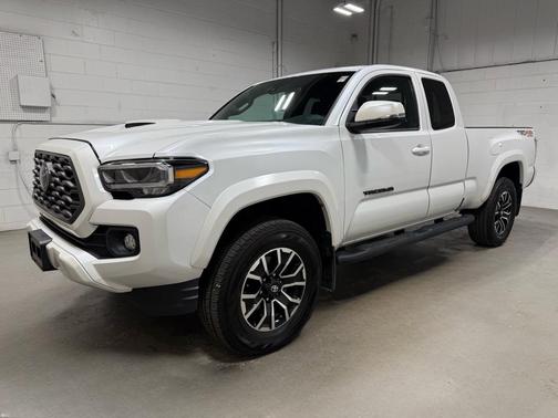 2022 Toyota Tacoma TRD Sport