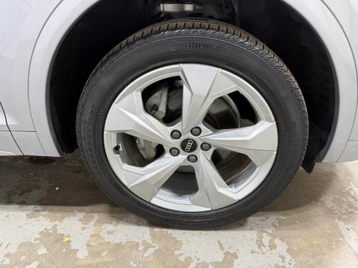 2022 Audi Q5 45 S line Premium Plus