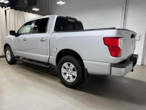 2018 Nissan Titan SV