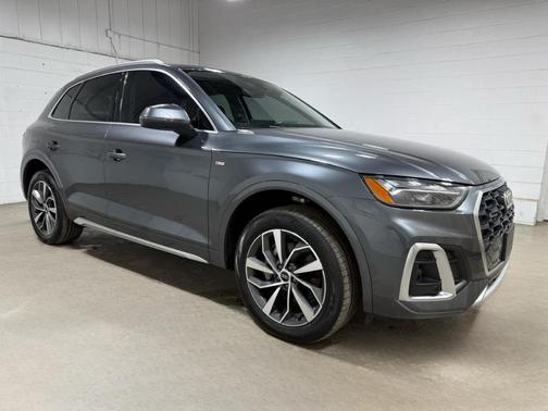 2023 Audi Q5 45 S line quattro Premium