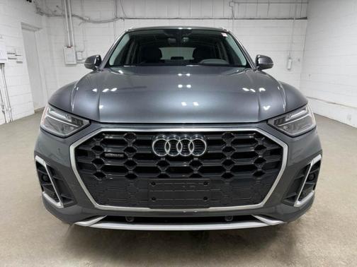 2023 Audi Q5 45 S line quattro Premium