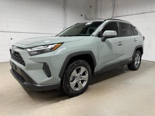 2023 Toyota RAV4 Hybrid XLE