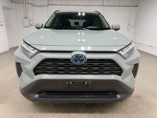 2023 Toyota RAV4 Hybrid XLE