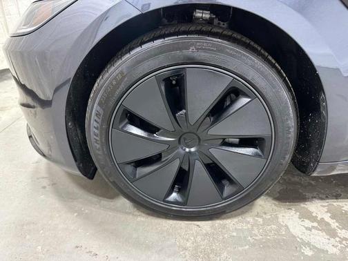 2024 Tesla Model 3 Long Range