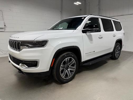 2024 Jeep Wagoneer Base