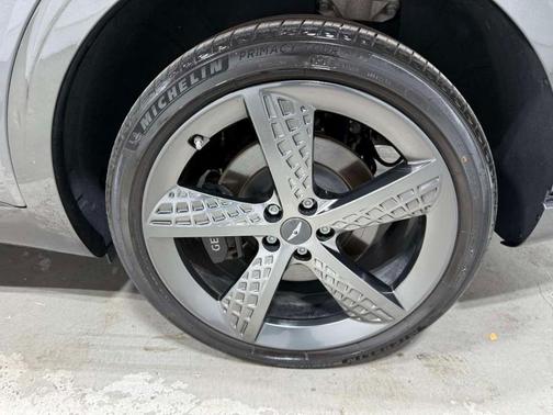 Makalu Gray 2024 Genesis GV70 2.5T
