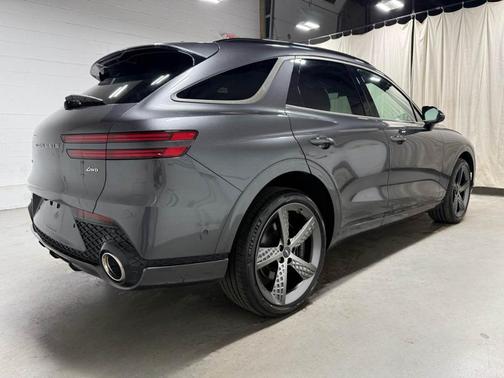Makalu Gray 2024 Genesis GV70 2.5T