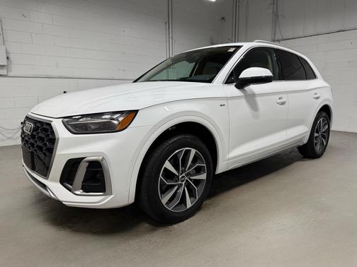 2023 Audi Q5 45 S line Premium Plus