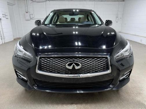 2015 INFINITI Q50 Premium