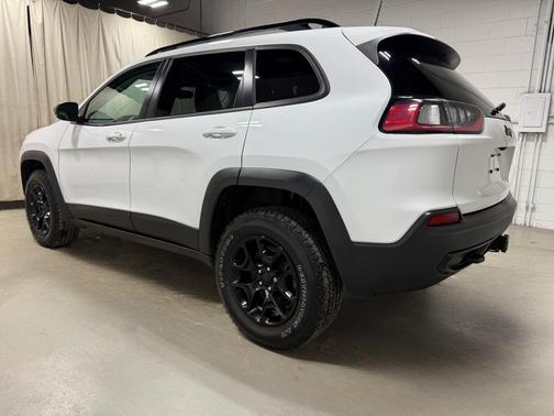 Bright White Clearcoat 2022 Jeep Cherokee X