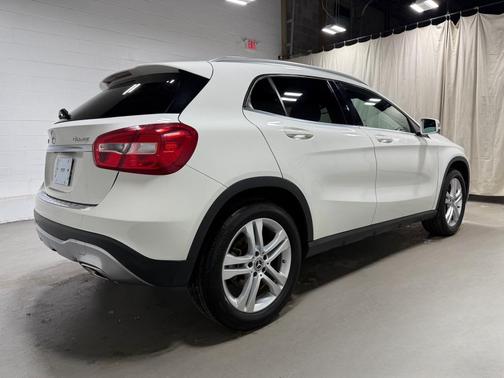 2018 Mercedes-Benz GLA 250 Base 4MATIC