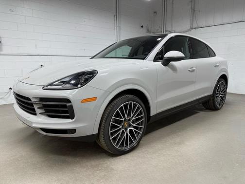 2023 Porsche Cayenne Platinum Edition