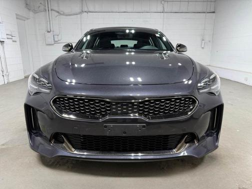 2022 Kia Stinger GT-Line
