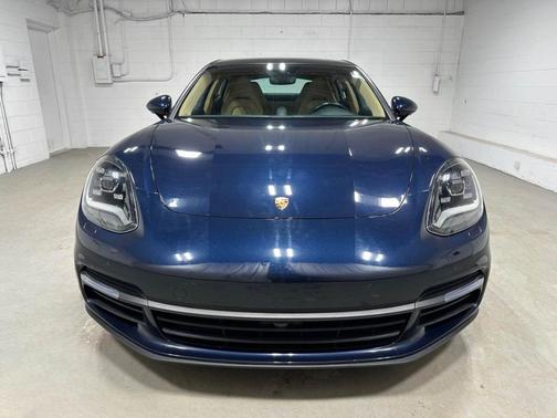 Night Blue Metallic 2018 Porsche Panamera 4S