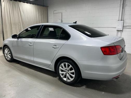 2014 Volkswagen Jetta SE w/Connectivity/Sunroof PZEV