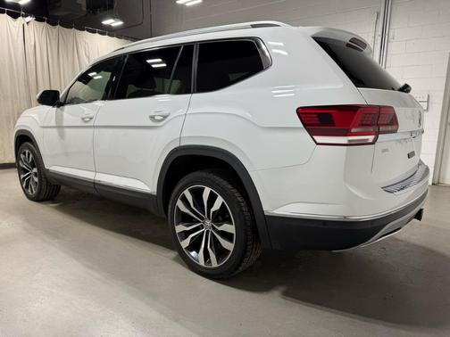 2019 Volkswagen Atlas 3.6L SEL Premium
