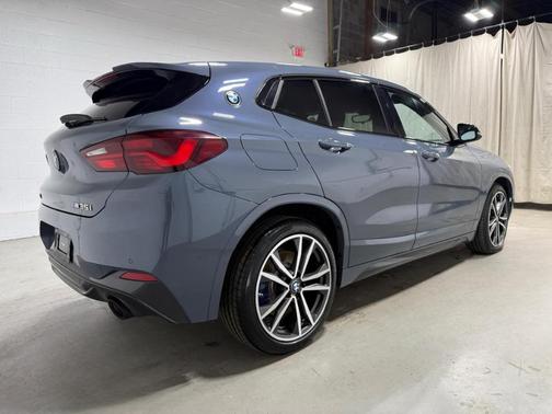 2022 BMW X2 M35i