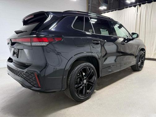 2025 Volkswagen Tiguan 2.0T SE R-Line Black