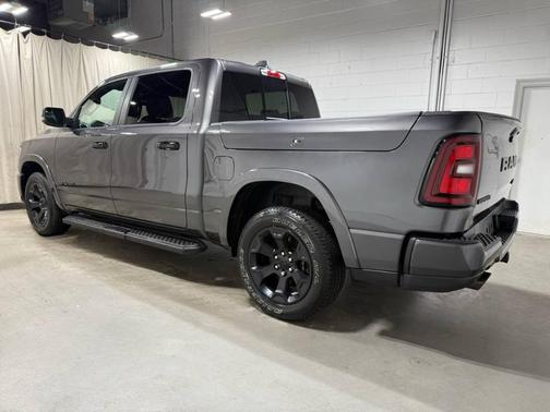 Granite Crystal Clearcoat Metallic 2026 RAM 1500 Big Horn