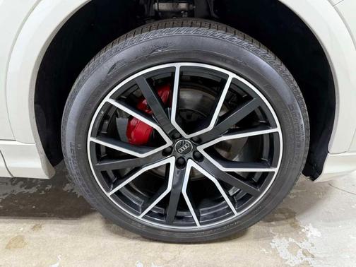 2020 Audi Q8 55 Prestige