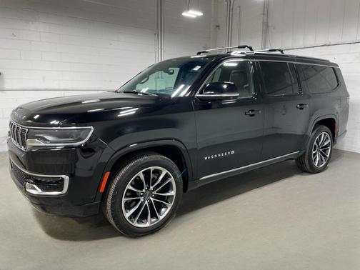 Diamond Black 2023 Jeep Wagoneer L Series III