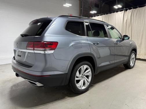 2021 Volkswagen Atlas 3.6 V6 SE w/ Technology