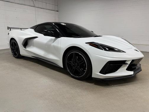 2025 Chevrolet Corvette Stingray w/2LT