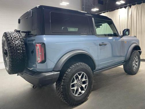 Azure Gray Metallic 2025 Ford Bronco Badlands