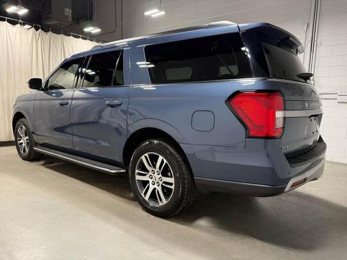 2022 Ford Expedition Max XLT