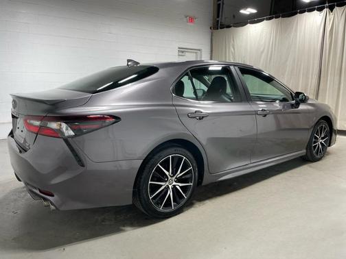 Predawn Gray Mica 2023 Toyota Camry SE