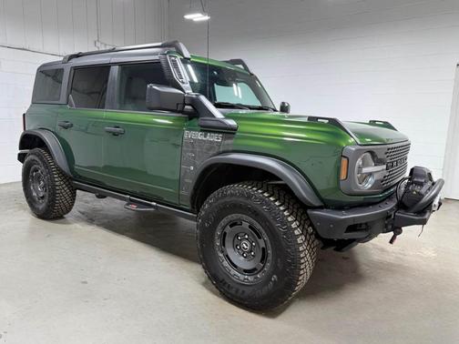 2024 Ford Bronco Everglades