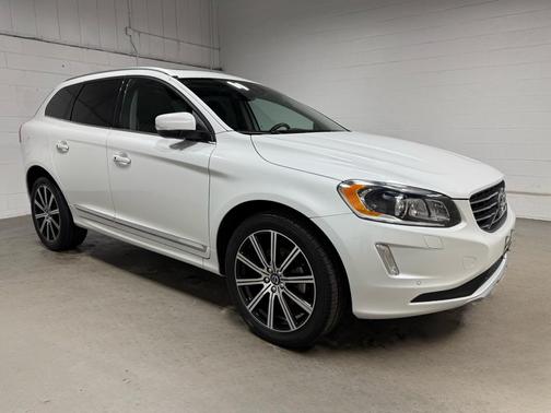 2017 Volvo XC60 T6 Inscription