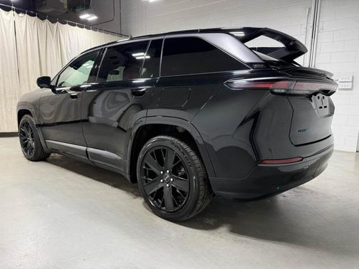 2024 Jeep Wagoneer S Launch Edition