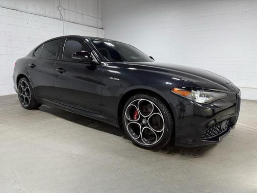 2023 Alfa Romeo Giulia Veloce