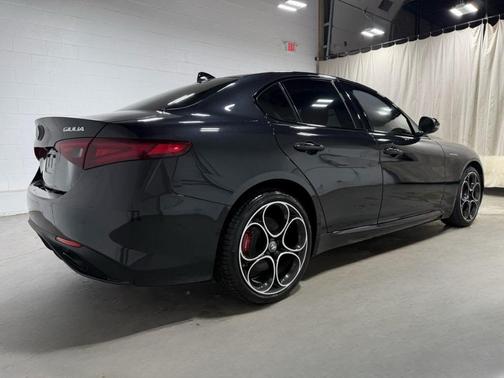 2023 Alfa Romeo Giulia Veloce