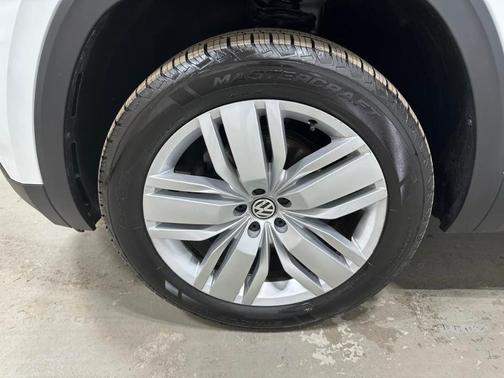 2019 Volkswagen Atlas 3.6L SE w/Technology