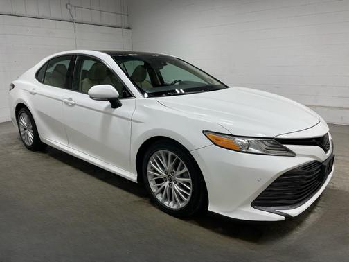 2018 Toyota Camry XLE