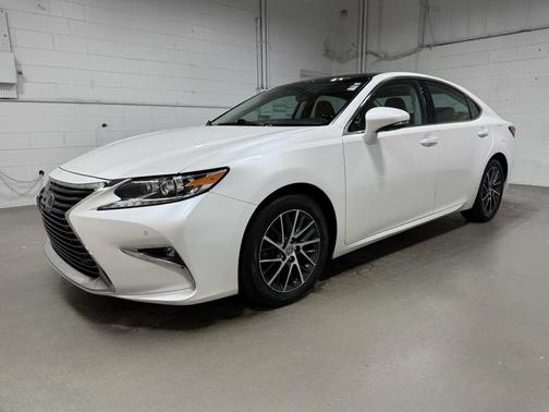 2018 Lexus ES 350 Base