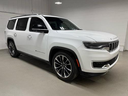 2023 Jeep Wagoneer Series III