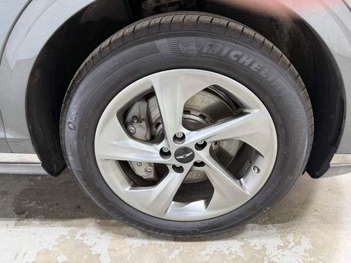 Makalu Gray 2026 Genesis GV70 2.5T Advanced