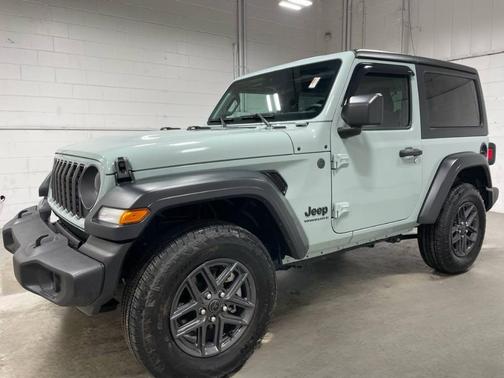 Earl Clearcoat 2024 Jeep Wrangler Sport