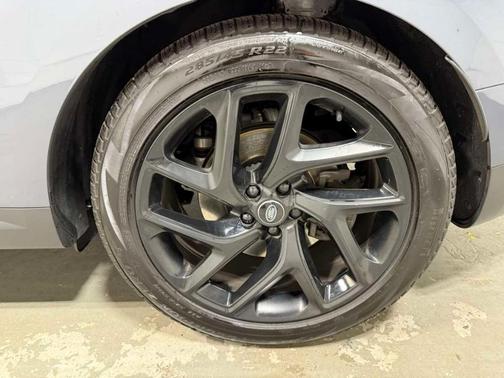 2024 Land Rover Range Rover Sport SE